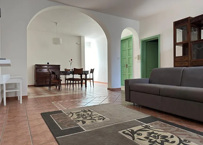 Palazzo Dei Pavoni